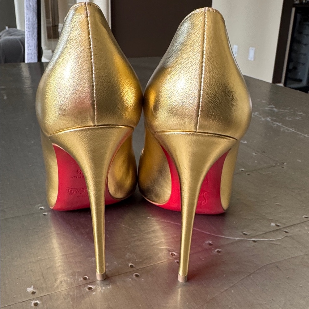 Christian Louboutin hot chick 100mm gold bouton stiletto sz 37.5 - Picture 5 of 10